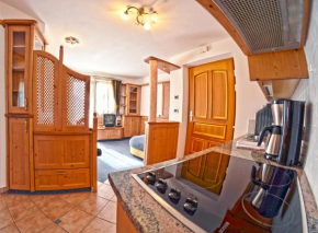 Отель Hammele Appartements  Шена